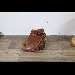Reba brand wedges